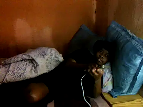 Babeyfacee online show from October 31, 9:32 pm