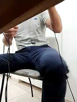 Snapshot of tatoocba88 chatting on December 2, 7:15 pm tatoocba88 online show from December 2, 7:15 pm