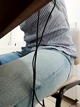 Snapshot of tatoocba88 chatting on December 16, 7:07 pm tatoocba88 online show from December 16, 7:07 pm