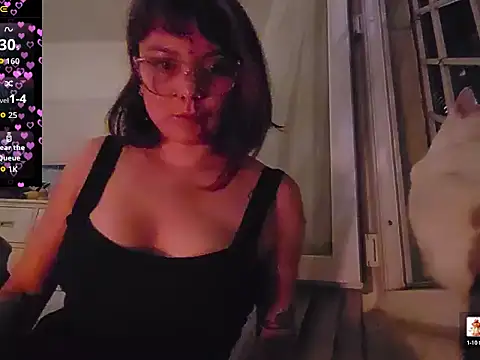 estivalia xxx online show from March 1, 1:16 am