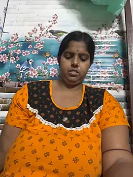 Snapshot of Beauty-queen chatting on March 2, 2:25 pm Beauty-queen online show from March 2, 2:25 pm