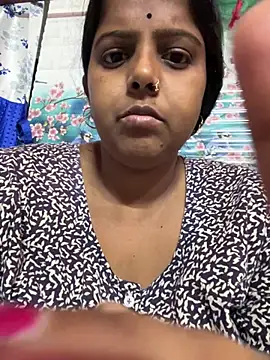 Snapshot of Beauty-queen chatting on March 6, 10:20 am Beauty-queen online show from March 6, 10:20 am