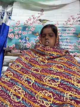 Snapshot of Beauty-queen chatting on December 15, 10:21 am Beauty-queen online show from December 15, 10:21 am