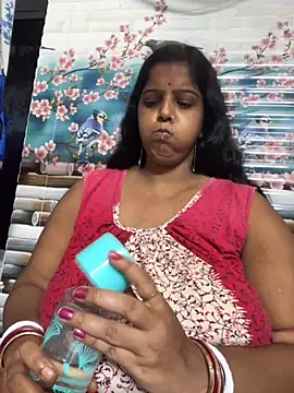 Snapshot of Beauty-queen chatting on September 25, 11:05 am Beauty-queen online show from September 25, 11:05 am