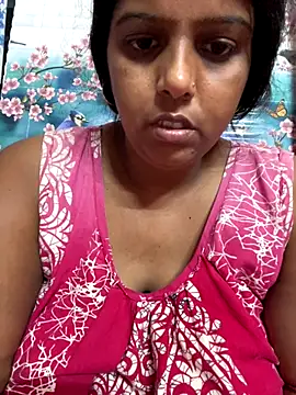 Snapshot of Beauty-queen chatting on October 31, 1:52 pm Beauty-queen online show from October 31, 1:52 pm