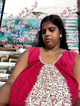 Snapshot of Beauty-queen chatting on September 18, 10:40 am Beauty-queen online show from September 18, 10:40 am
