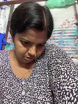 Snapshot of Beauty-queen chatting on March 21, 1:56 pm Beauty-queen online show from March 21, 1:56 pm