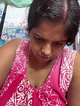 Snapshot of Beauty-queen chatting on October 25, 2:07 pm Beauty-queen online show from October 25, 2:07 pm