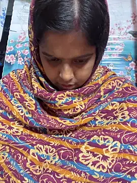 Snapshot of Beauty-queen chatting on November 11, 1:28 pm Beauty-queen online show from November 11, 1:28 pm