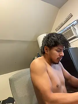 Snapshot of MynameisPaco chatting on November 15, 2:10 pm MynameisPaco online show from November 15, 2:10 pm