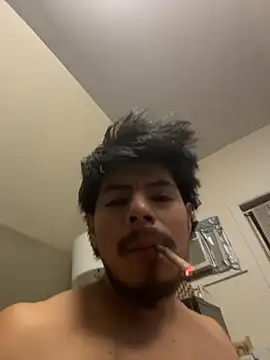 Snapshot of MynameisPaco chatting on November 19, 2:55 am MynameisPaco online show from November 19, 2:55 am