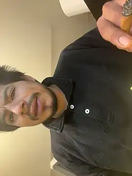 Snapshot of MynameisPaco chatting on October 28, 1:10 pm MynameisPaco online show from October 28, 1:10 pm