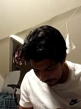 Snapshot of MynameisPaco chatting on October 29, 10:52 pm MynameisPaco online show from October 29, 10:52 pm