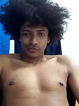 Snapshot of Leunamt chatting on April 2, 5:25 am Leunamt online show from April 2, 5:25 am