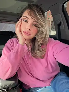 Alirawrz online show from December 1, 1:23 pm