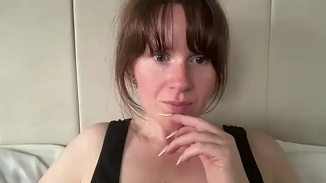 Snapshot of redheadrosie69 chatting on June 16, 7:25 pm redheadrosie69 online show from June 16, 7:25 pm