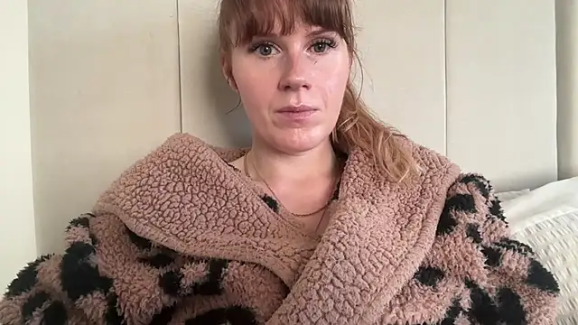 redheadrosie69 online show from November 13, 10:08 am