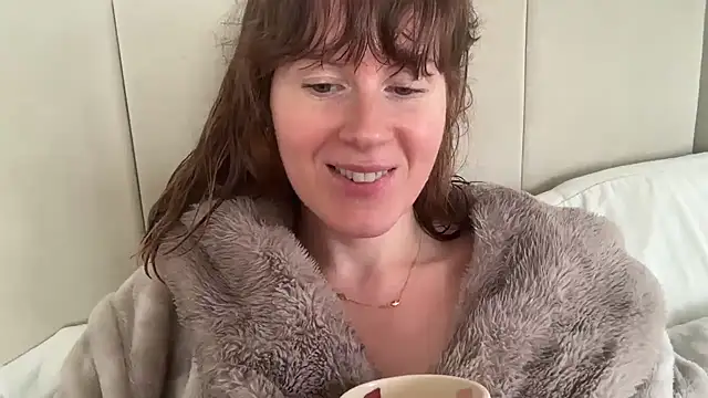 redheadrosie69 online show from March 11, 9:58 am