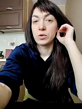 NikaXBerry online show from February 10, 6:20 am