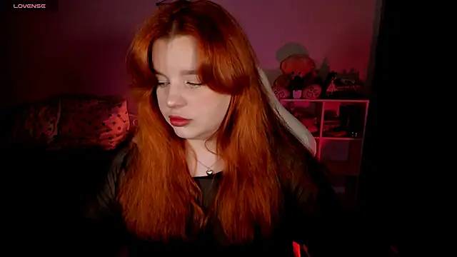 Snapshot of _Lisa_x chatting on October 7, 2:29 pm Lisa x online show from October 7, 2:29 pm