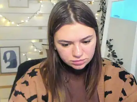 Josephine Kiss online show from November 24, 2:06 pm