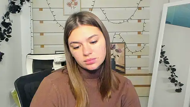 Josephine Kiss online show from November 17, 9:57 am