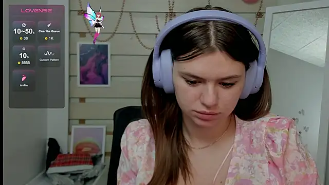 Josephine Kiss online show from March 8, 5:43 pm