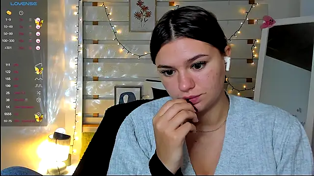 Josephine Kiss online show from October 21, 12:48 pm