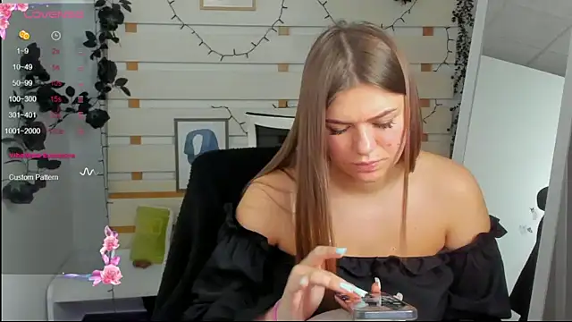 Josephine Kiss online show from March 27, 7:50 am