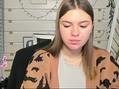 Josephine Kiss online show from November 27, 7:09 am