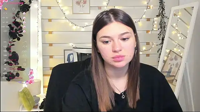 Josephine Kiss online show from January 10, 4:35 pm