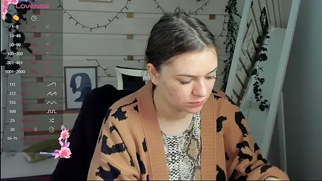 Josephine Kiss online show from April 7, 11:34 am