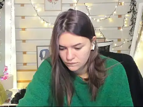 Josephine Kiss online show from December 21, 12:51 pm