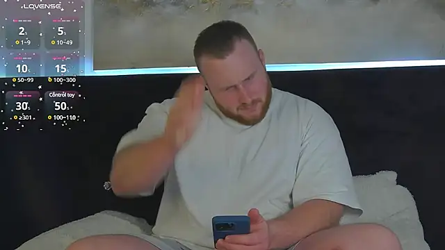 RoddyStill online show from February 15, 6:23 pm