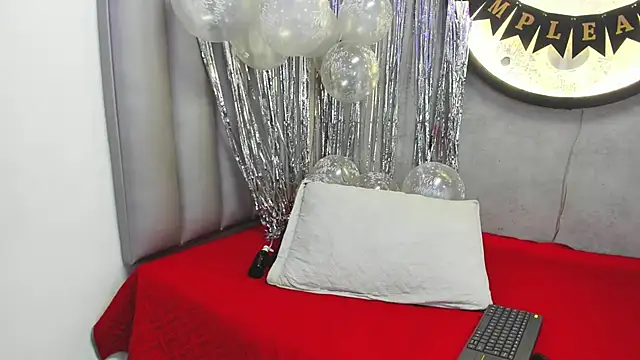 SussanMilf  online show from March 4, 11:07 am