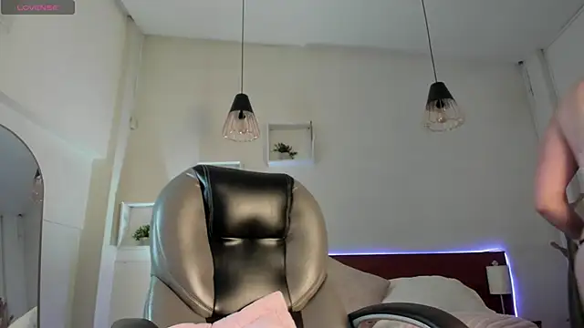 Jayden Jonnes online show from March 29, 11:56 am