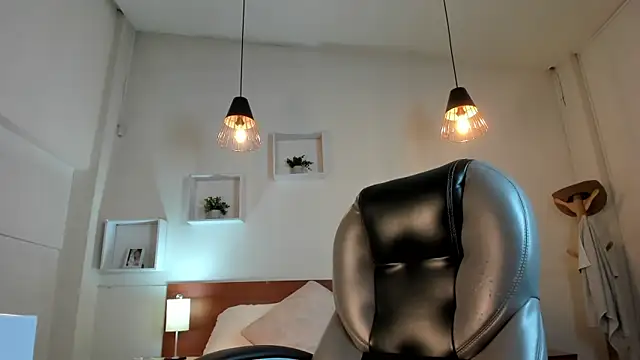 Snapshot of Jayden_Jonnes chatting on February 3, 12:10 pm Jayden Jonnes online show from February 3, 12:10 pm