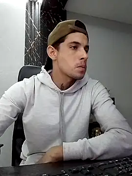 Erick Wall online show from March 14, 5:27 am