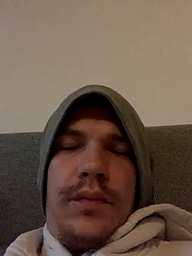 Snapshot of YoungDick25 chatting on September 15, 5:52 am YoungDick25 online show from September 15, 5:52 am