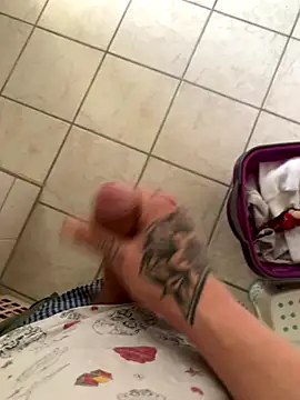 YoungDick25 online show from November 2, 11:59 am