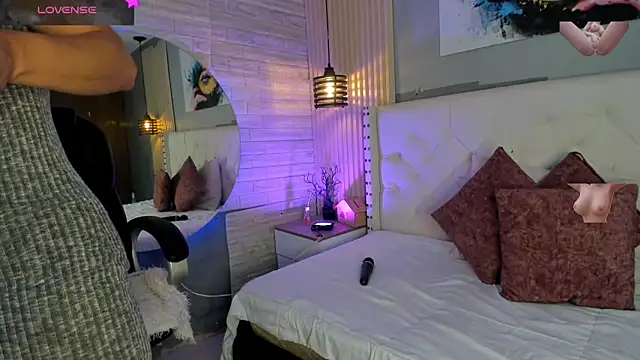 sussy  stone online show from March 19, 12:05 pm