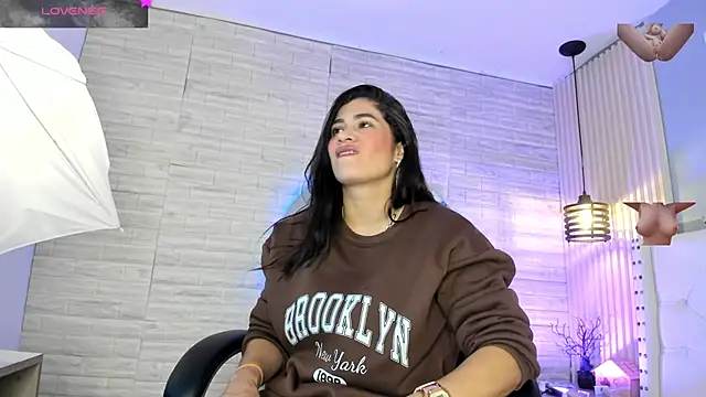 sussy  stone online show from March 24, 12:05 pm