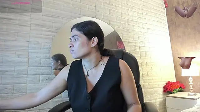 sussy  stone online show from July 14, 12:00 pm