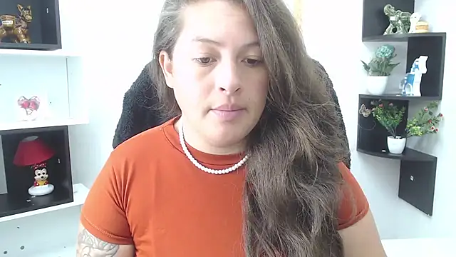 SaraThomso online show from March 12, 2:52 am