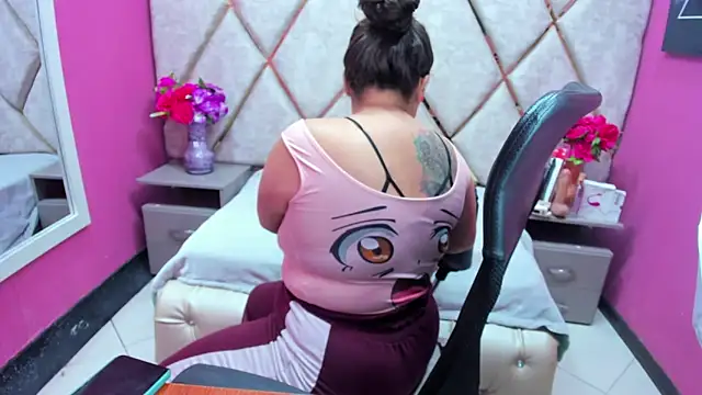 SaraThomso online show from December 16, 2:21 pm