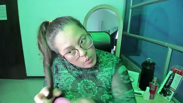 SaraThomso online show from September 10, 3:27 am