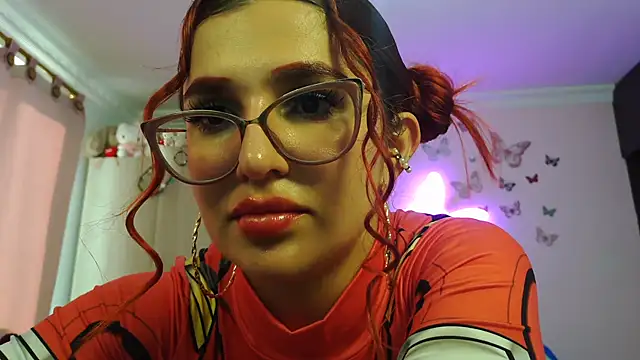 caroline jonson online show from May 28, 2:01 pm
