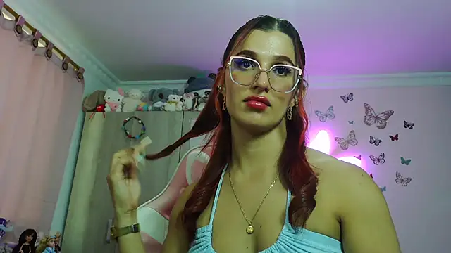 Snapshot of caroline_jonson chatting on July 2, 9:10 pm caroline jonson online show from July 2, 9:10 pm
