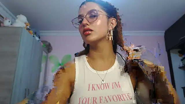 caroline jonson online show from November 27, 9:59 pm