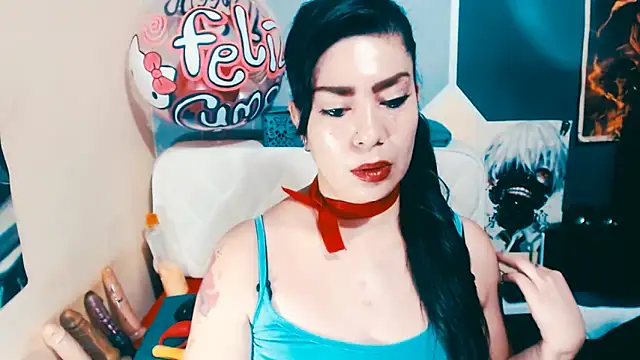 luisahott online show from March 5, 12:46 pm